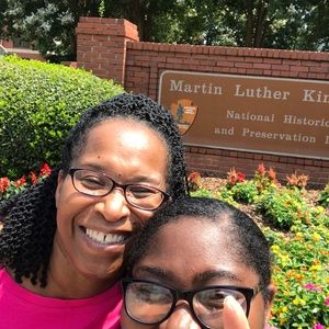 Meet your Posher, Petra